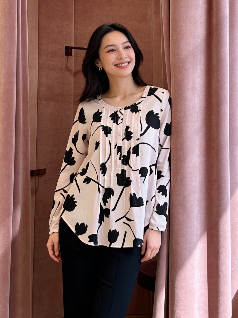 LOFT Pink Black Floral Blouse XS Pleated Long Sleeve Flowy Top
